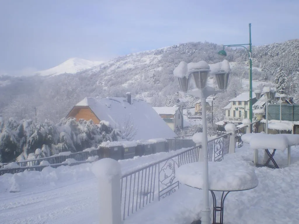 Logis Hotel Le Beau Site
